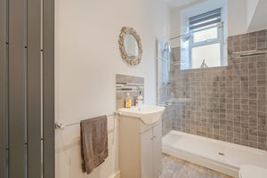90 Southgate Eckington